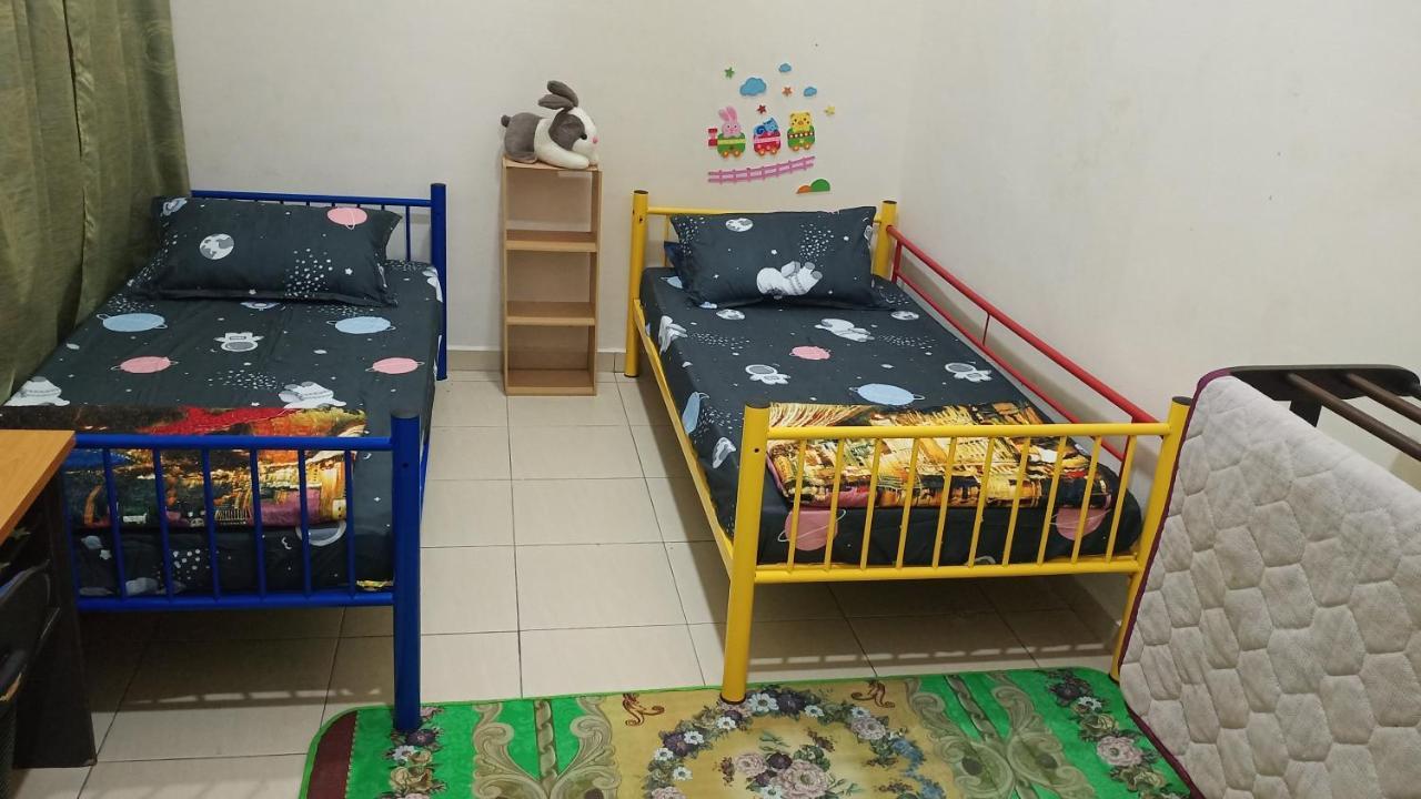 Illa Bella Homestay Jasin 外观 照片